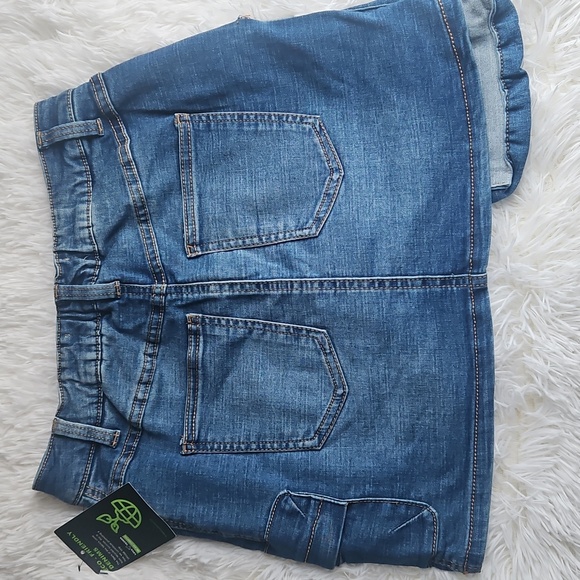 NWT Denim Cargo Women Shorts - Picture 4 of 9